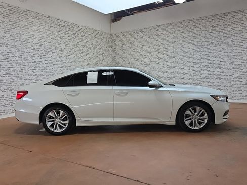 Used 2020 Honda Accord LX image 7