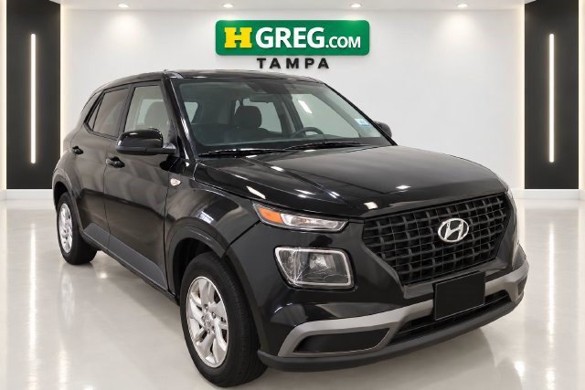 Used 2026 Hyundai Venue SE FWD image 4