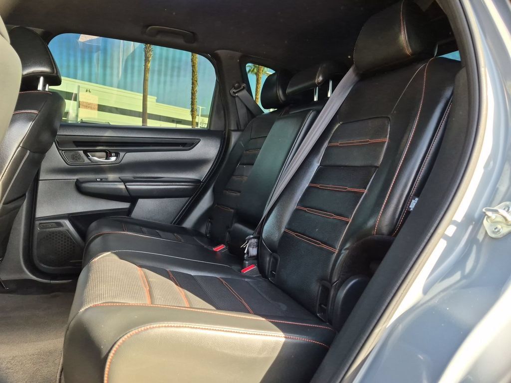 Used 2025 Honda CR-V Sport-L image 15