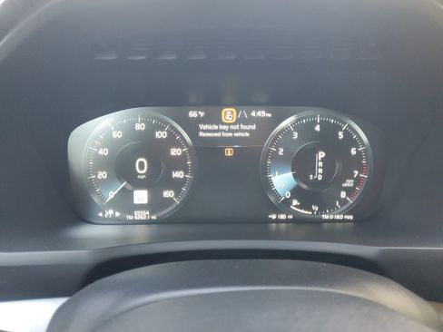 Used 2018 Volvo XC90 T5 Momentum w/ Convenience Package image 24