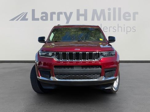 Used 2022 Jeep Grand Cherokee L Laredo w/ Luxury Tech Group I RWD image 4