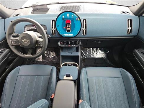 Used 2025 MINI Cooper Countryman S w/ Comfort Package Max image 17