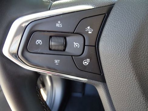 Used 2025 Chevrolet TrailBlazer LT w/ Convenience Package AWD/4WD image 15