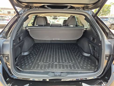Certified 2025 Subaru Outback Limited AWD/4WD image 23