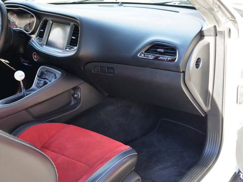 Used 2015 Dodge Challenger SRT Hellcat image 46