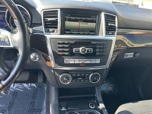 Used 2014 Mercedes-Benz ML 350 2WD image 17