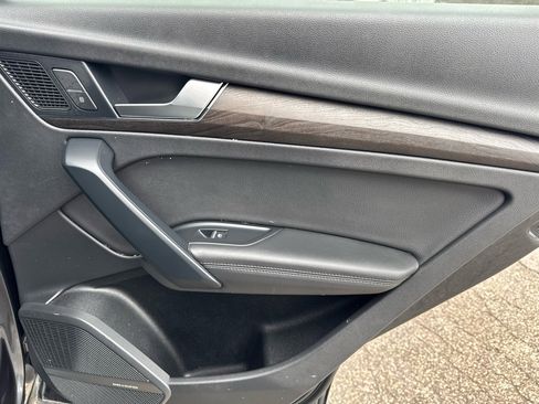 Used 2020 Audi Q5 2.0T Premium Plus w/ Premium Plus Package image 27