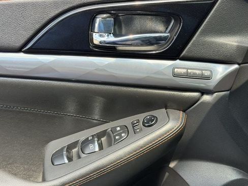 Used 2020 Nissan Maxima SR w/ Sport Mat Group FWD image 24