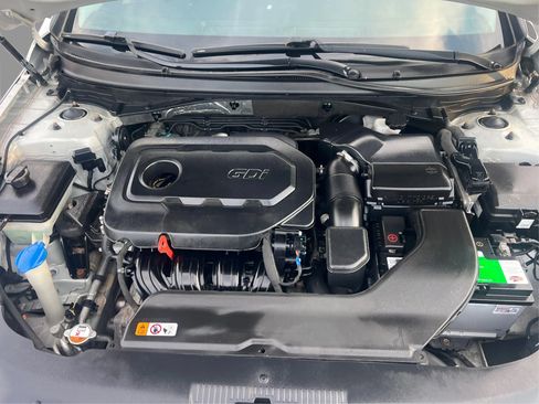 Used 2016 Hyundai Sonata SE FWD image 22