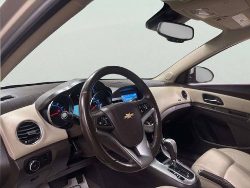 Used 2012 Chevrolet Cruze LTZ FWD image 11
