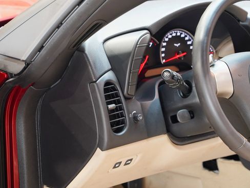 Used 2008 Chevrolet Corvette Coupe RWD image 40