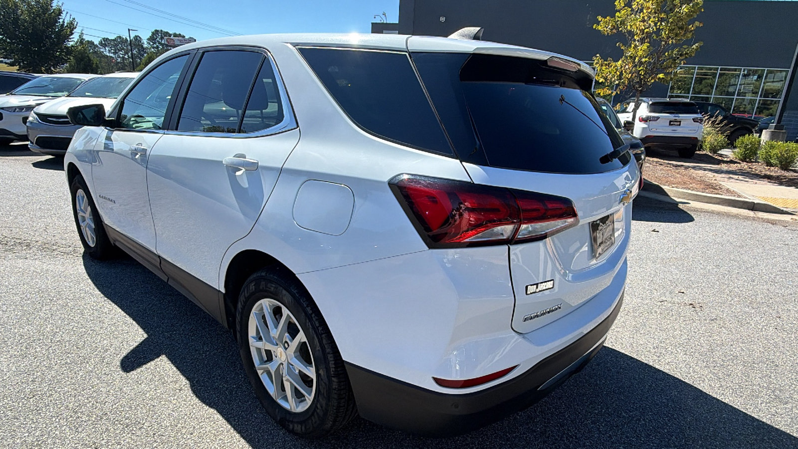 Used 2024 Chevrolet Equinox LT AWD/4WD image 10