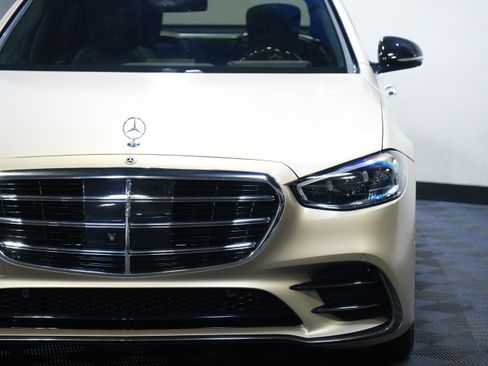 Used 2023 Mercedes-Benz S 580 4MATIC Sedan image 10