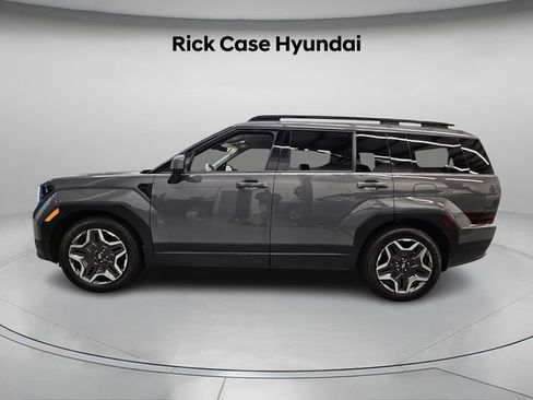 Used 2025 Hyundai Santa Fe SEL w/ Tow & Go Package FWD image 3