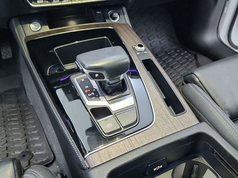 Used 2021 Audi Q5 Prestige w/ Prestige Package image 54