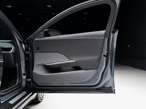 Used 2025 Lucid Air Pure image 56