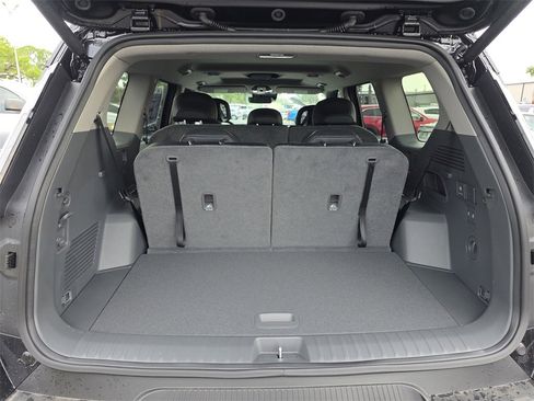 New 2026 Kia EV9 Light image 12