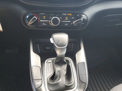 Used 2021 Kia Soul X-Line FWD image 18