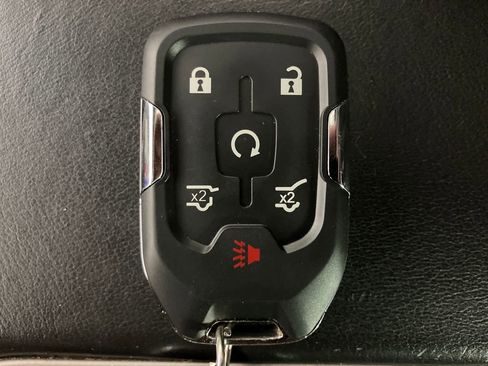 Used 2015 GMC Yukon XL Denali w/ Premium Package image 35