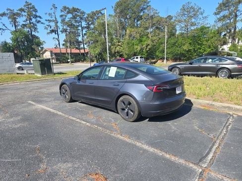 Used 2021 Tesla Model 3 Long Range AWD/4WD image 3