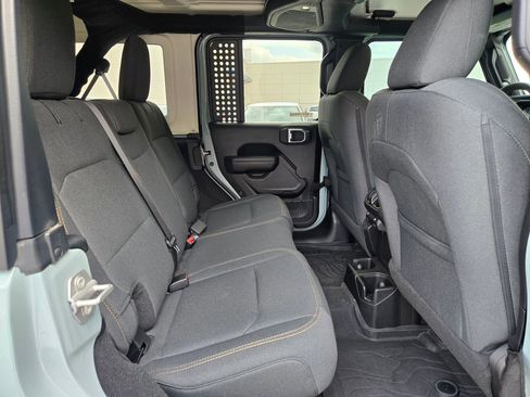 Used 2024 Jeep Wrangler Unlimited Sport AWD/4WD image 24