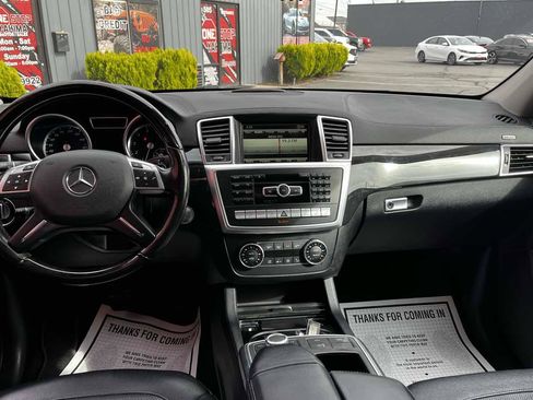 Used 2016 Mercedes-Benz GL 550 4MATIC image 10
