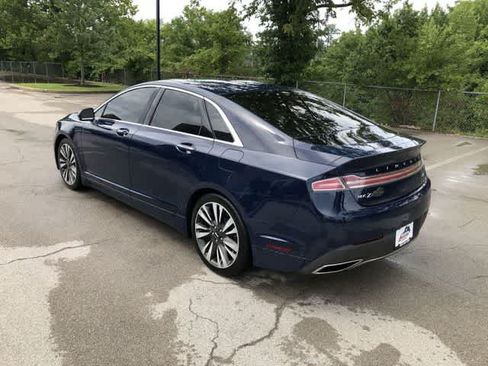 Used 2019 Lincoln MKZ Reserve FWD image 4