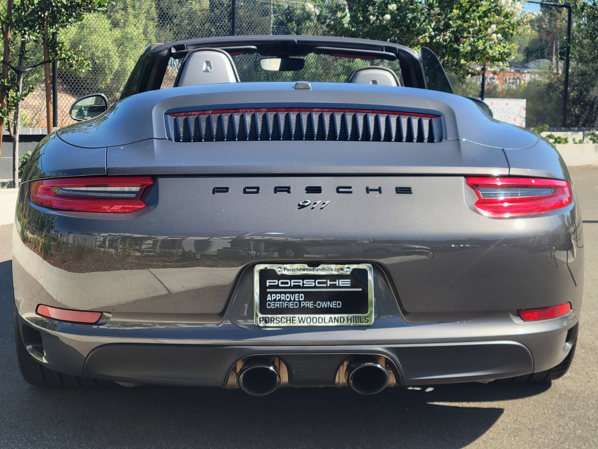 Certified 2018 Porsche 911 Carrera RWD image 6