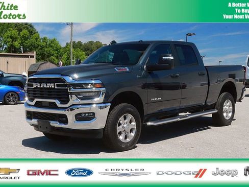 Used 2026 RAM 2500 Big Horn AWD/4WD image 1