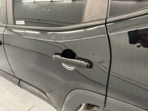 Used 2019 Jeep Renegade Sport w/ Sport Appearance Group FWD image 20