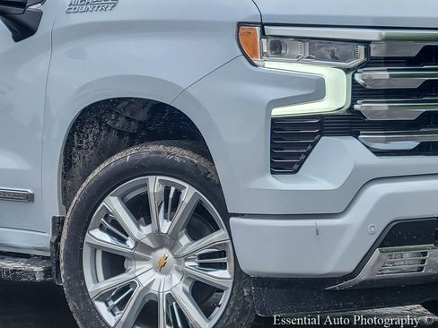 New 2026 Chevrolet Silverado 1500 High Country w/ Technology Package AWD/4WD image 3