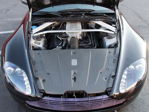 Used 2006 Aston Martin V8 Vantage Coupe image 31