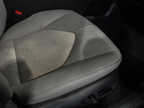 New 2026 Toyota Grand Highlander AWD Hybrid image 37