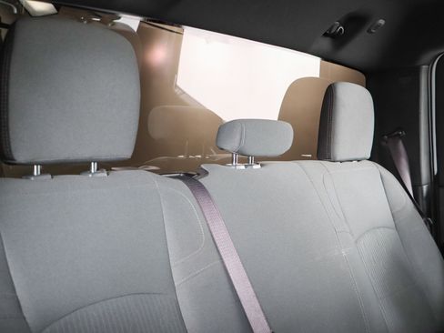 Used 2022 RAM 2500 Big Horn image 29