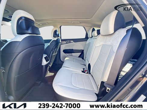 New 2026 Kia Sportage SX image 21