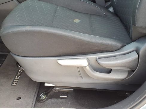 Used 2023 Nissan Kicks SV FWD image 25