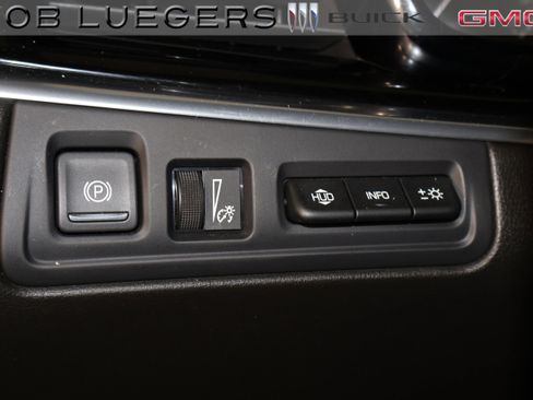 Used 2020 Cadillac XT6 Sport w/ Platinum Package AWD/4WD image 29