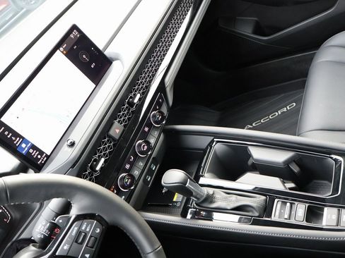 Certified 2025 Honda Accord Touring image 18