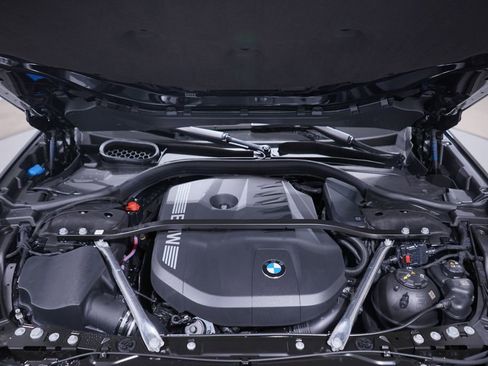 New 2026 BMW 740i w/ Premium Package image 19