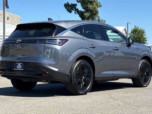 Certified 2025 Nissan Murano SV FWD image 5