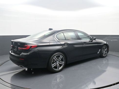 Used 2022 BMW 530i xDrive w/ Convenience Package image 7