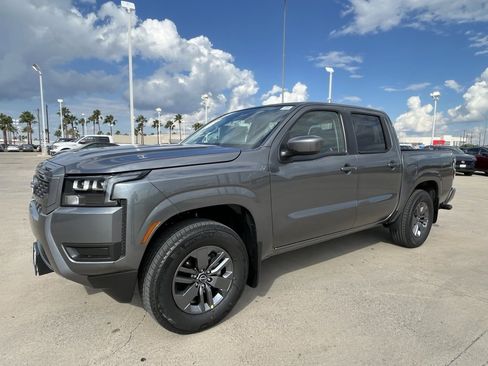 New 2026 Nissan Frontier SV image 6