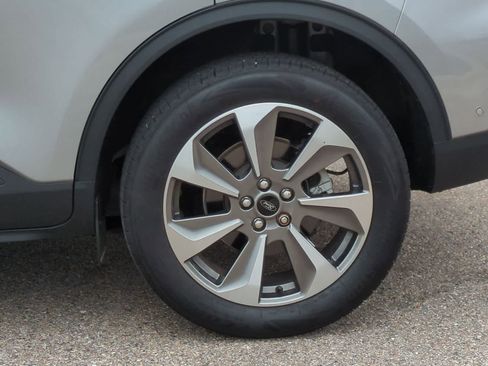 Used 2023 Ford Escape Platinum w/ Premium Technology Package AWD/4WD image 14