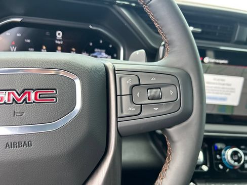 New 2026 GMC Sierra 1500 AT4 w/ AT4 Premium Package AWD/4WD image 22