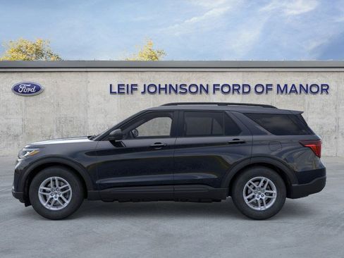 New 2026 Ford Explorer Active image 3