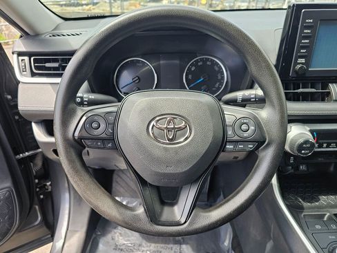 Used 2019 Toyota RAV4 LE w/ Carpet Mat Package AWD/4WD image 23