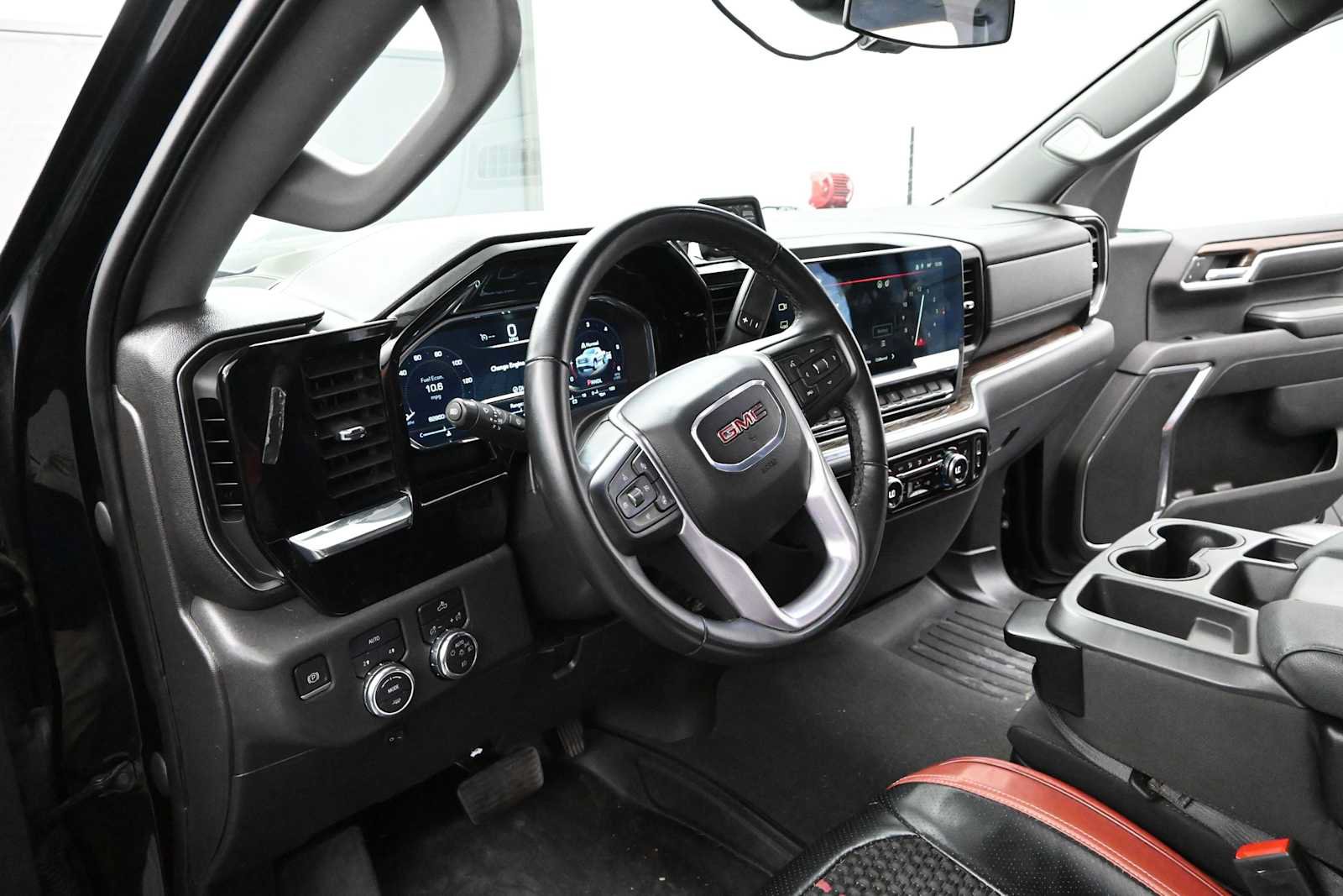 Used 2023 GMC Sierra 1500 Elevation AWD/4WD image 10