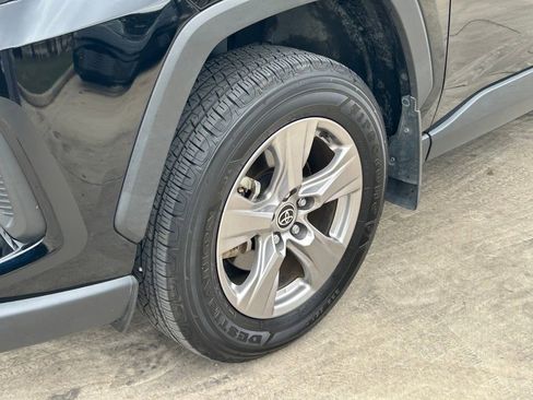 Certified 2023 Toyota RAV4 XLE w/ Convenience Package image 9