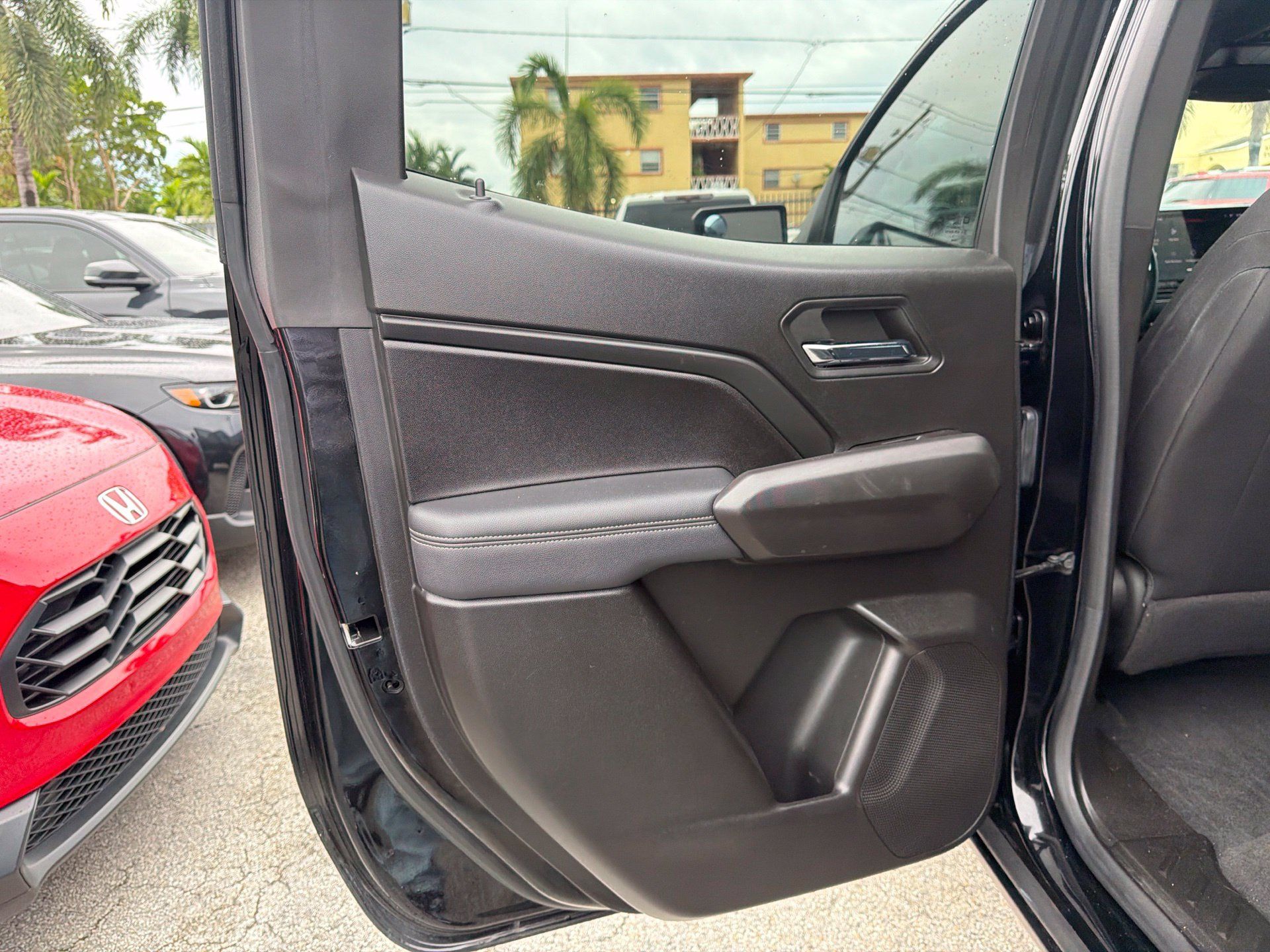 Used 2024 GMC Canyon Elevation RWD image 9