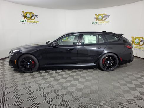 New 2027 BMW M5 Touring w/ M Driver's Package AWD/4WD image 4